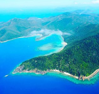 Flying over the Whitsunday Islands