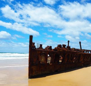 SS Maheno shipwreck on Fraser Island