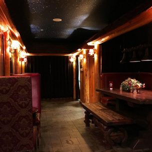 The bistro – spot the wine cellar!