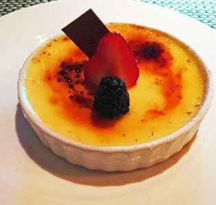 Vanilla creme brulee