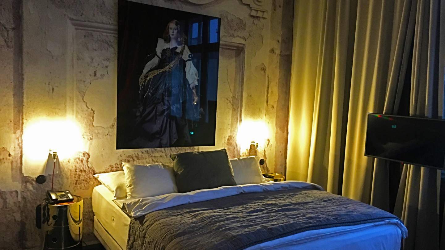 Altstadt Hotel, Vienna – WhodoIdo: An arty boutique hotel situated in the Spittelberg Quarter of Vienna. Each room is different and unique designed by famous architects and fashion stars.