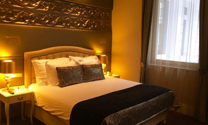 Prestige Hotel, Budapest – A Lovely Boutique Hotel – WhodoIdo: A 4 star boutique hotel with a Michelin star restaurant. Located very close to the River Danube and only a 5 minute walk from the Chain Bridge.