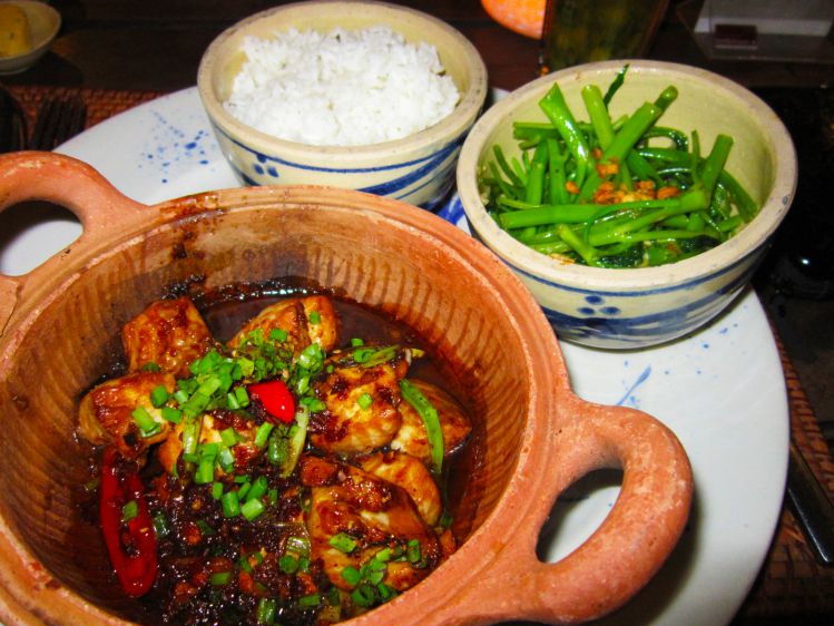 Mango Bay Resort, Phu Quoc, Vietnam – WhodoIdo: Mango Bay Resort is an eco-friendly resort located on Phu Quoc. Bungalows are scattered along the private beach with stunning views of the sea or garden.