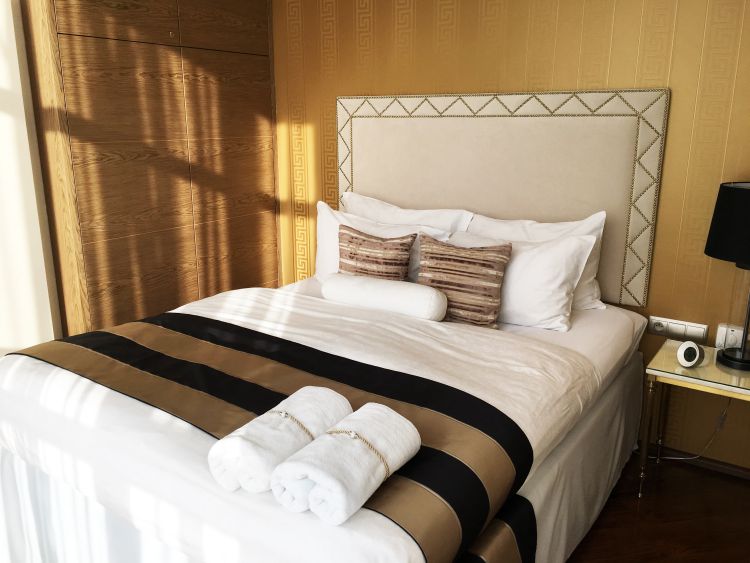 The Perfect Weekend Guide to Krakow, Poland – Top Things to See, Do & Eat – WhodoIdo: Off to Krakow soon? Explore Krakow with our weekend guide. Visit the main sights including Rynek Glówny, Wawel Royal Castle and Kazmierz. Don’t forget to try the pierogis and the tasty zapiekanka!