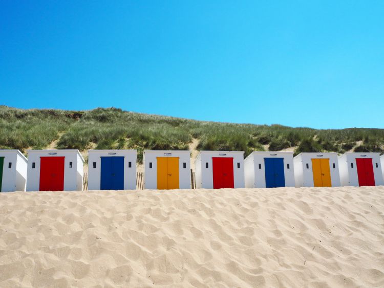 Camping in Ilfracombe– 14 Top Things to do in the seaside town in North Devon, UK – WhodoIdo: Considering camping in the UK? Head to the lovely seaside resort of Ilfracombe, situated in North Devon. Ilfracombe offers numerous activities from boat trips to Lundy Island to beautiful coastal walks to Woolacombe. We’ll share with you the best cool campsite to stay, best places to eat and top things to do in Ilfracombe.