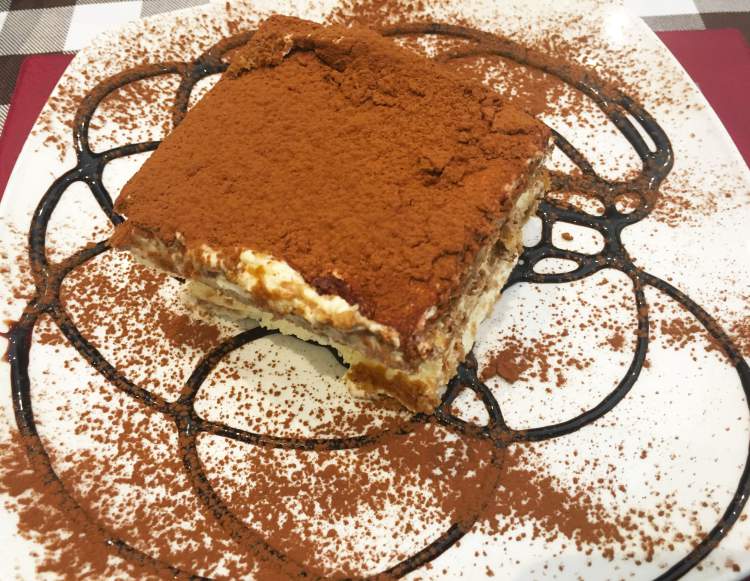 Camping in Ilfracombe– 14 Top Things to do in this seaside town in North Devon, UK – WhodoIdo: Considering camping in the UK? Head to the lovely seaside resort of Ilfracombe, situated in North Devon. Ilfracombe offers numerous activities from boat trips to Lundy Island to beautiful coastal walks to Woolacombe. We’ll share with you the best cool campsite to stay, best places to eat and top things to do in Ilfracombe.