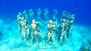 A Complete Guide to Visiting the Nest – The Beautiful Underwater Sculpture @ Gili Meno, Indonesia – WhodoIdo: Take a day trip to Gili Meno and snorkel around the Nest sculpture. A man made reef made up of life sized statues! This guide will show you how to get there and tips on planning your visit to Nest.