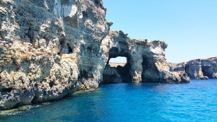 12 of the Best Things to See and Do in Malta - WhodoIdo: Read our top things to see and do on this beautiful island of Malta. 
There’s a wide range of activities to suit everyone, from relaxing on the beach to strolling through the streets in Valletta.